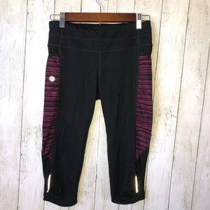 Athleta Capri Stripes Reflective Purple Black Medium Rise with Pocket Size XS